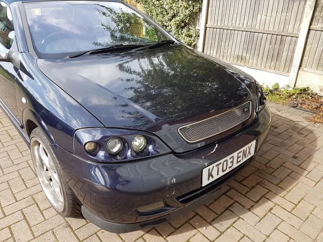 Hella | 3D head lights image 4