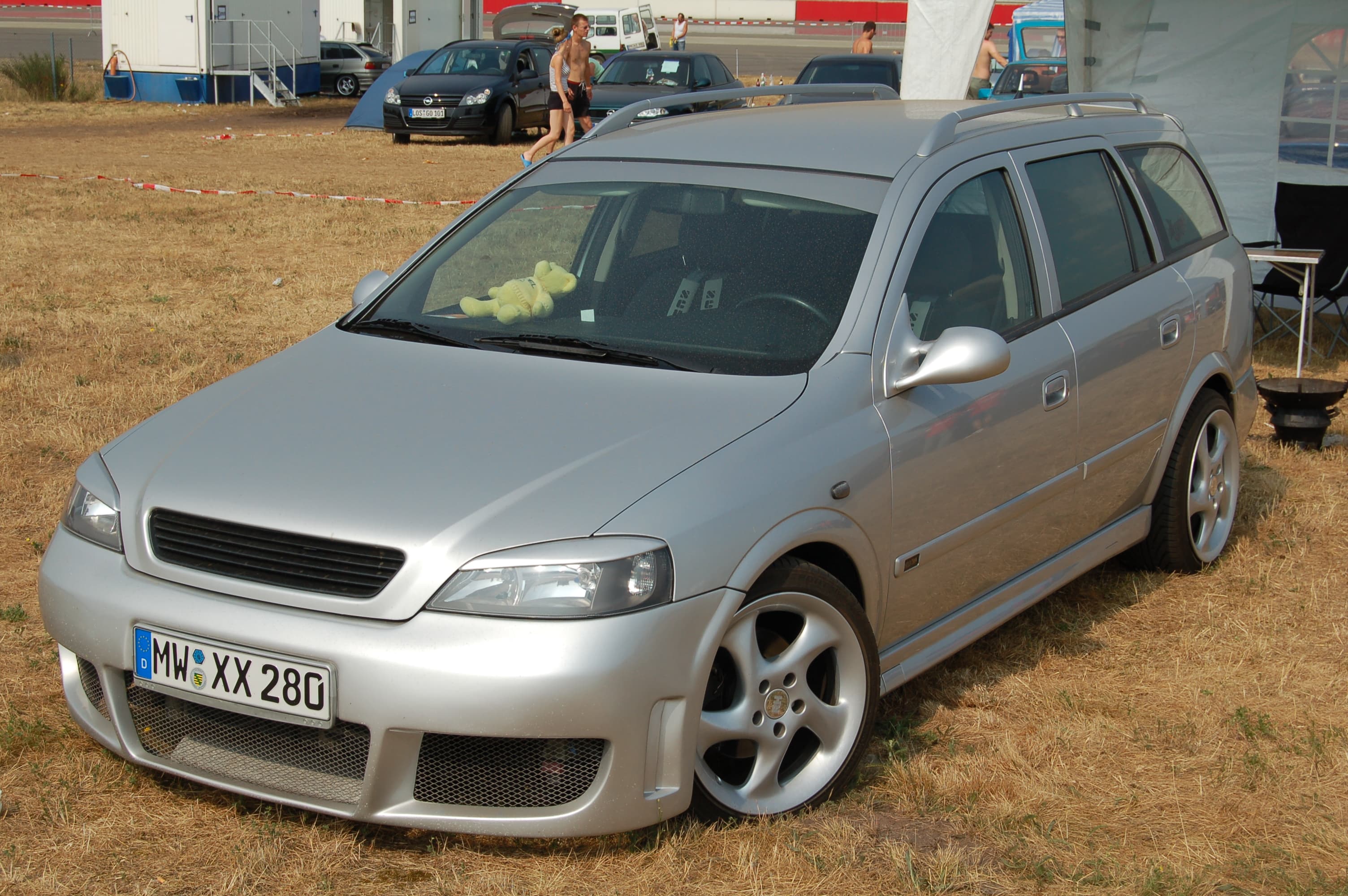 Kamei | Headlight Eyelids image 4