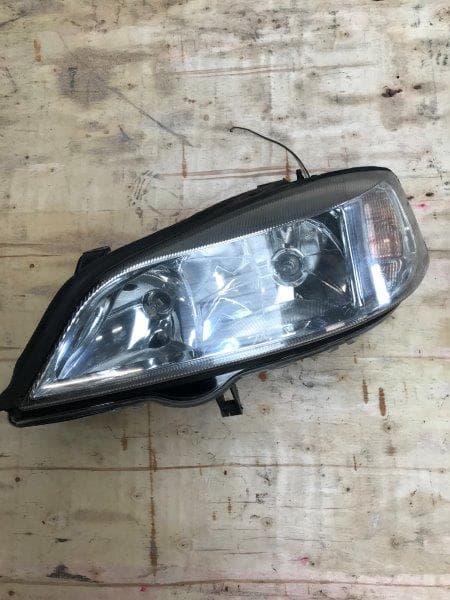 DEPO | clear headlights dark